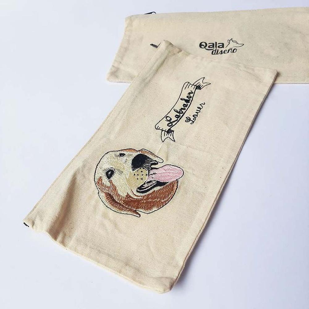 Cartuchera Bordada - Qala Diseño - Perro Labrador Retriever