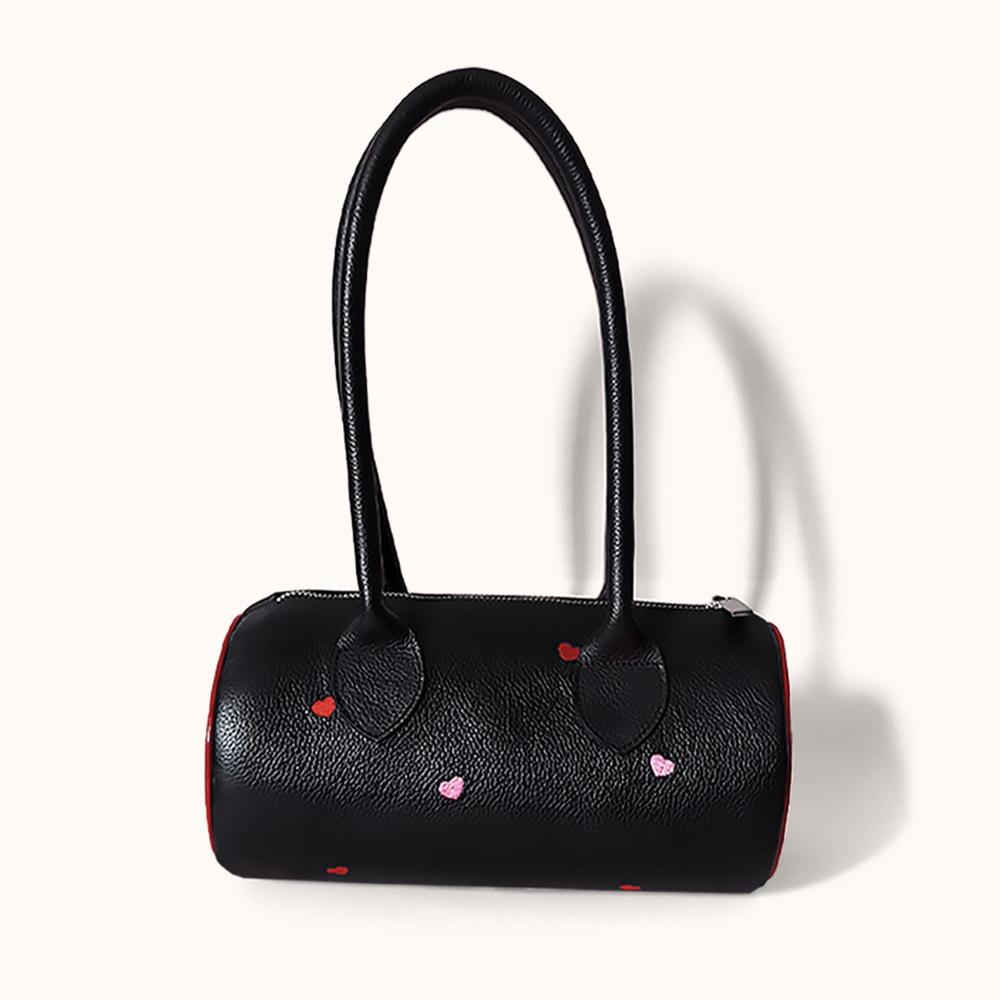 CARTERA DE CUERO IRISABA PARA MUJER ANTONELLA NEGRO CON CORAZONES