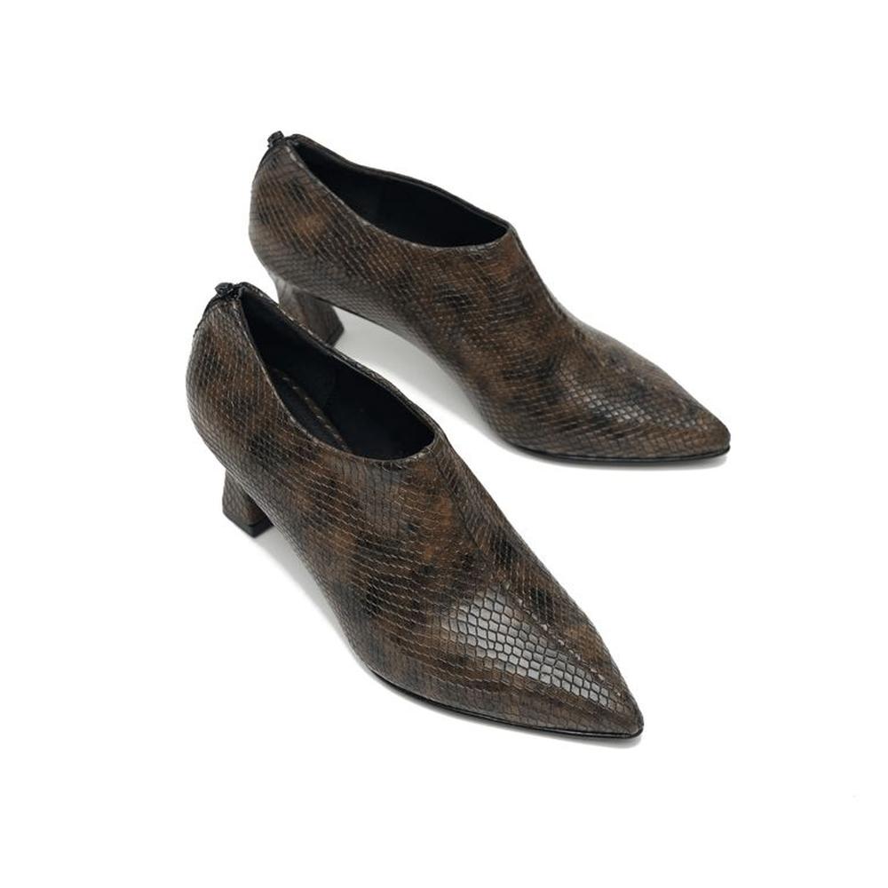 Botines Para Mujer Matisma Asia Serpiente NegroToffee. 40 Negro