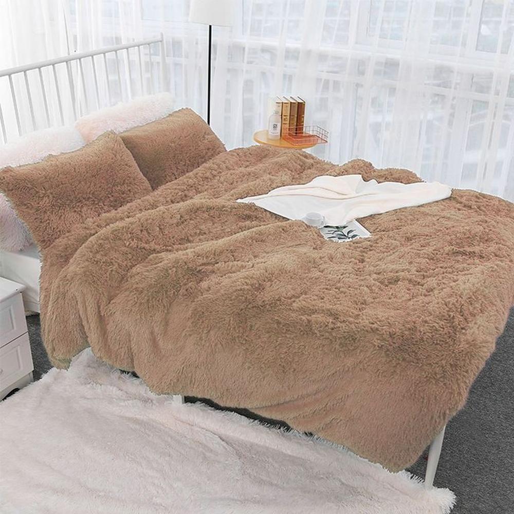 cubrecama 1.5 plz peluche corto camello