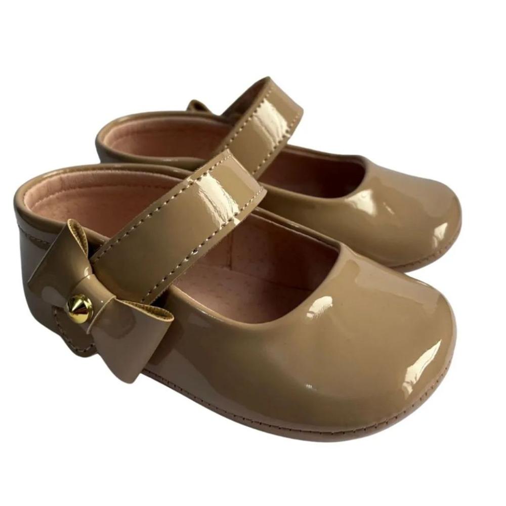 Zapatito de bebe infantil con lazito al costado bebé talla18