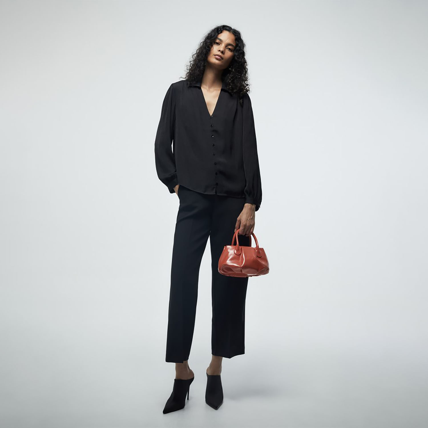 Blusa Mujer Sfera Cuello Botones Negro