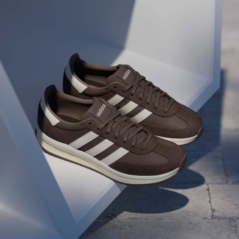 Adidas Run 70S 2.0 JR2385 Urbana Marrón