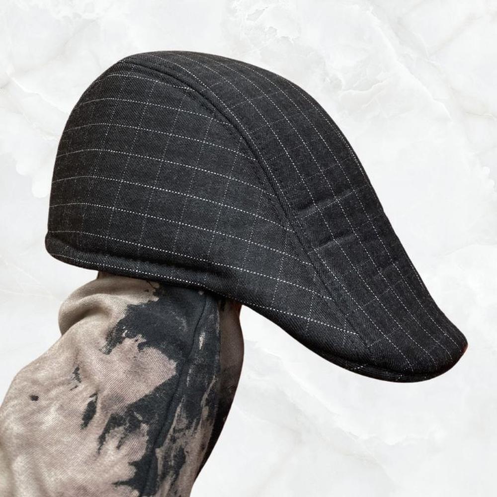 Boina Boomer Negro Cuadros con elástico interno Talla M Boina Boomer Negro Cuadros con elástico interno Talla M