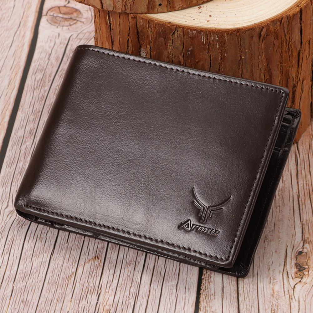 Billetera de Cuero Vacuno Clásica BP945 Café. RFID y Amplia Capacidad