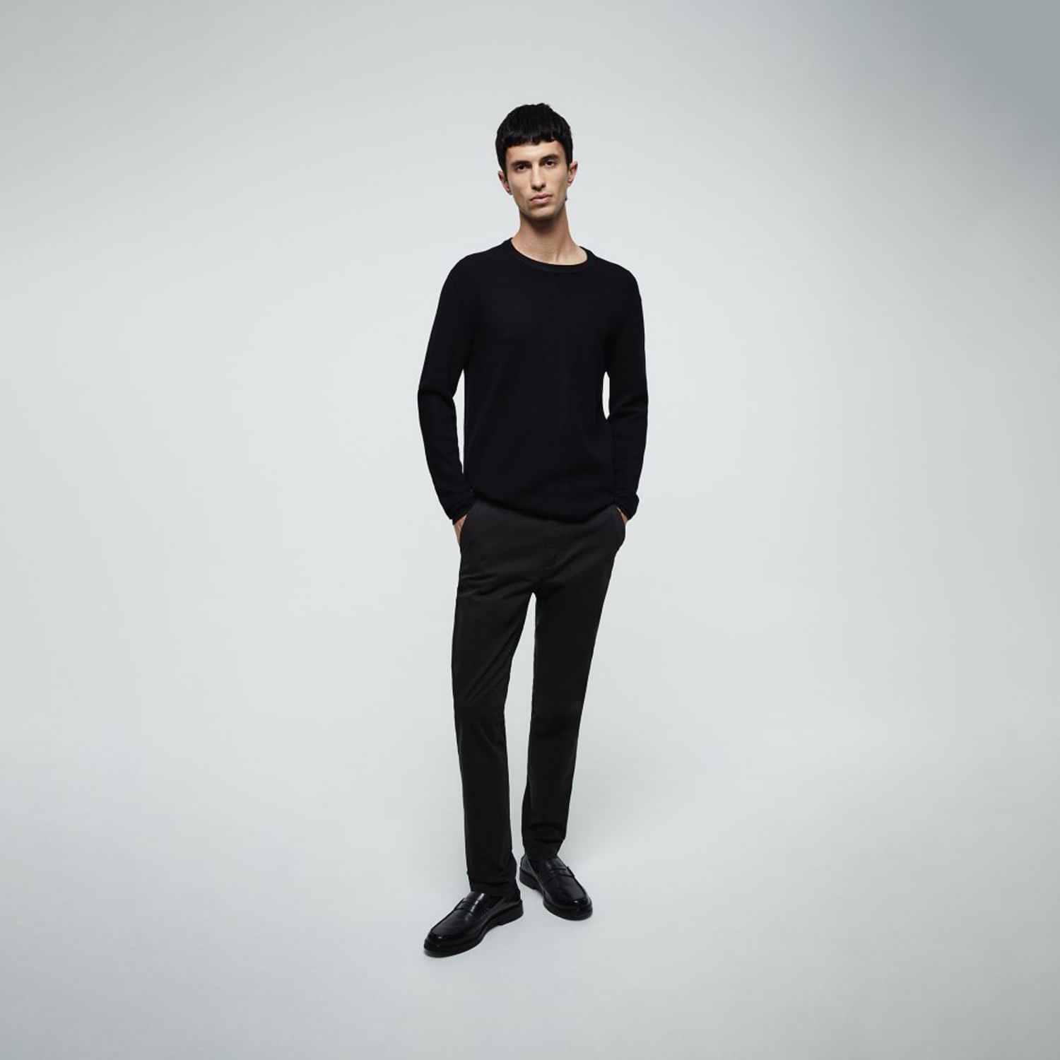 Pantalón Hombre Sfera Chino Slim Negro