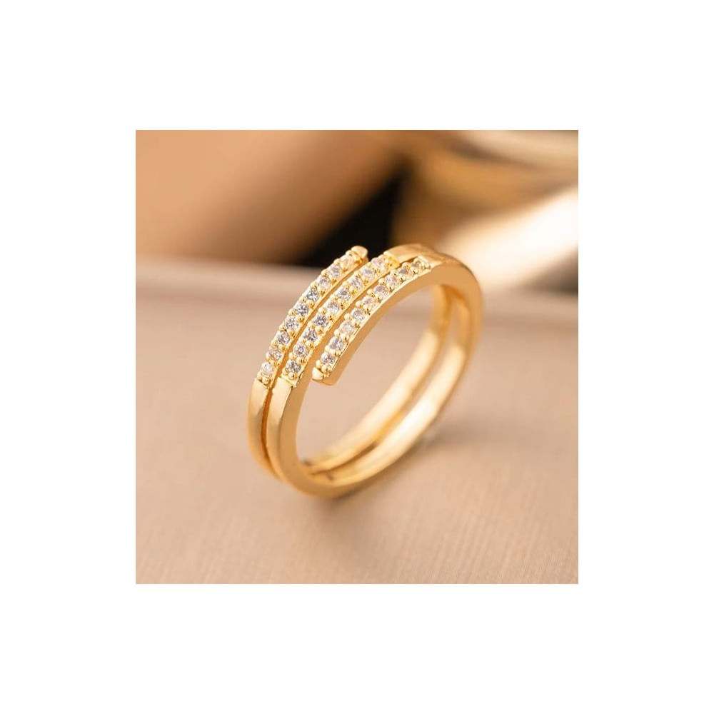 Anillo Spiralle para Mujer en Acero Dorado con Circones