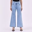 3048118