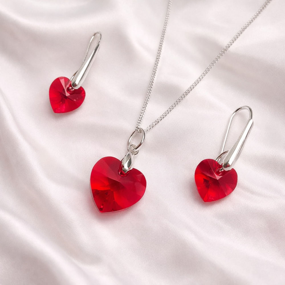 Set Collar y Aretes de Plata con Cristal Corazón Rojo - Joya Elegante para Regalo Especial