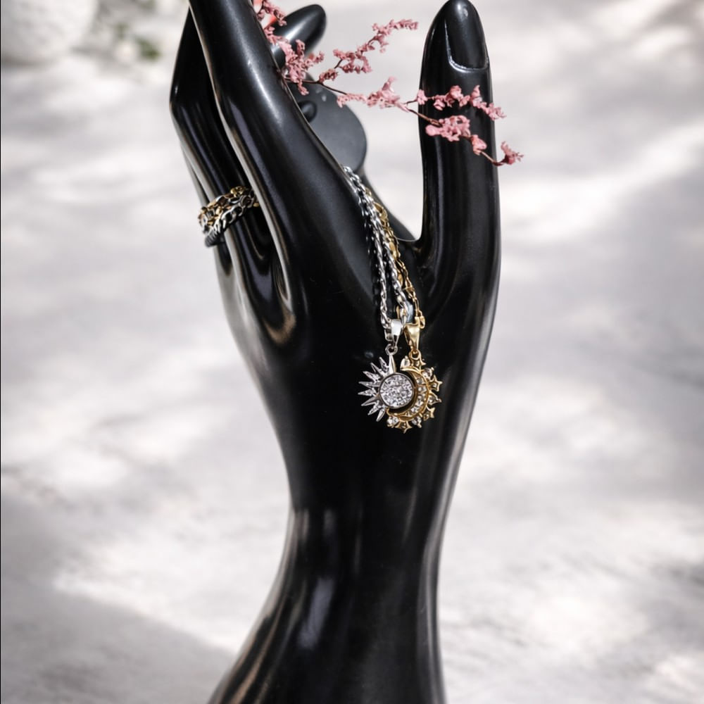 Collar Eclipse Divino Dual Sol Plata Luna Dorado con Zircon Plateado