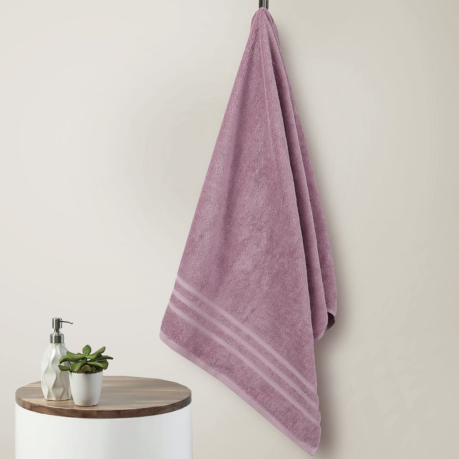 Toalla de Baño 70 cm x 140 cm Lavanda 550Gsm