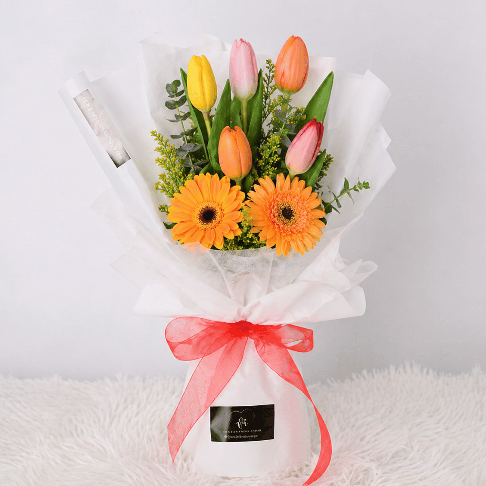 Ramo Roma - Ramo de 6 tulipanes- Arreglo de flores