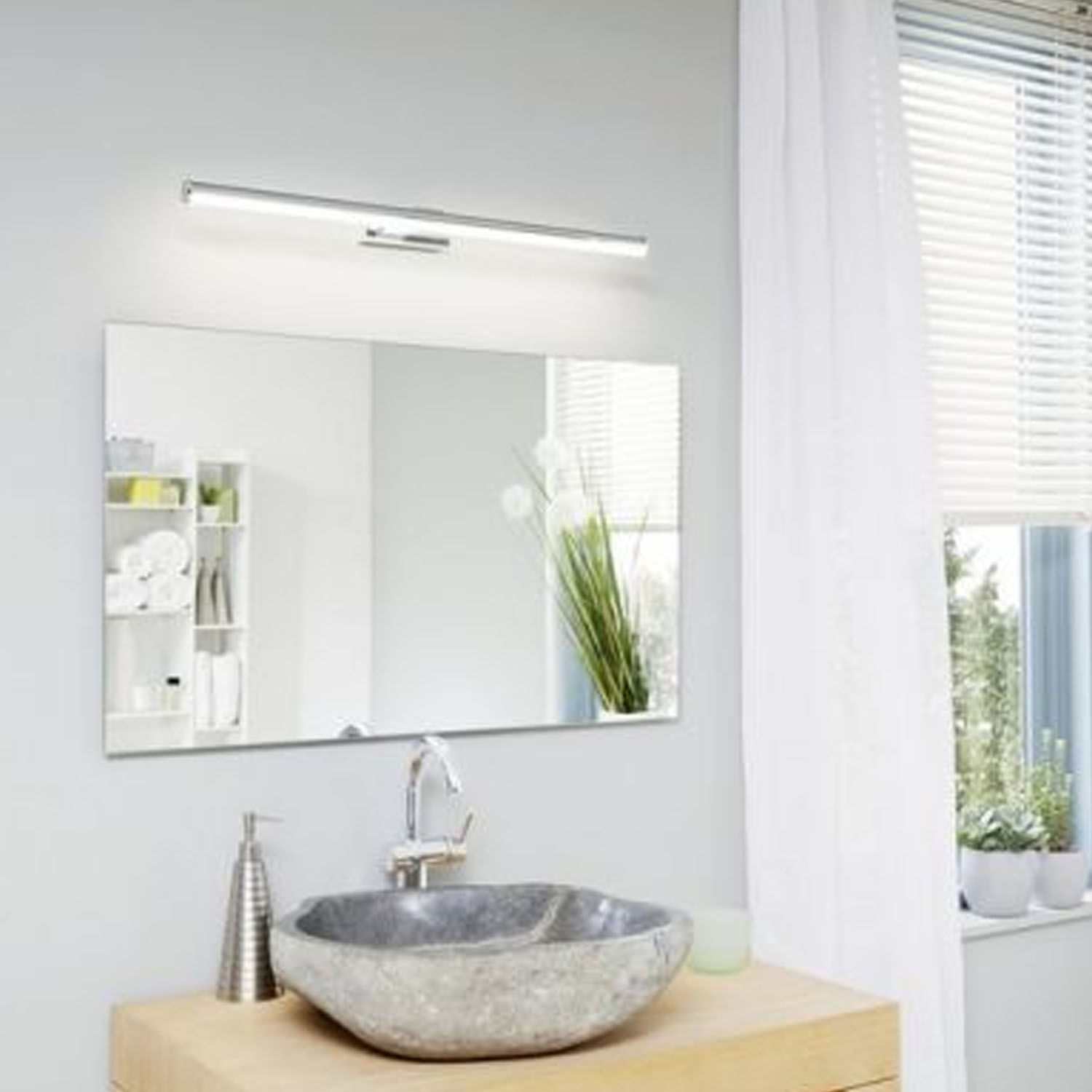 Aplique Eglo Tabiano Led L: 23.82