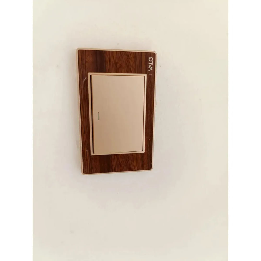 INTERRUPTOR SIMPLE TECLON ANCHON ACABADO EN MADERA 10A-250V