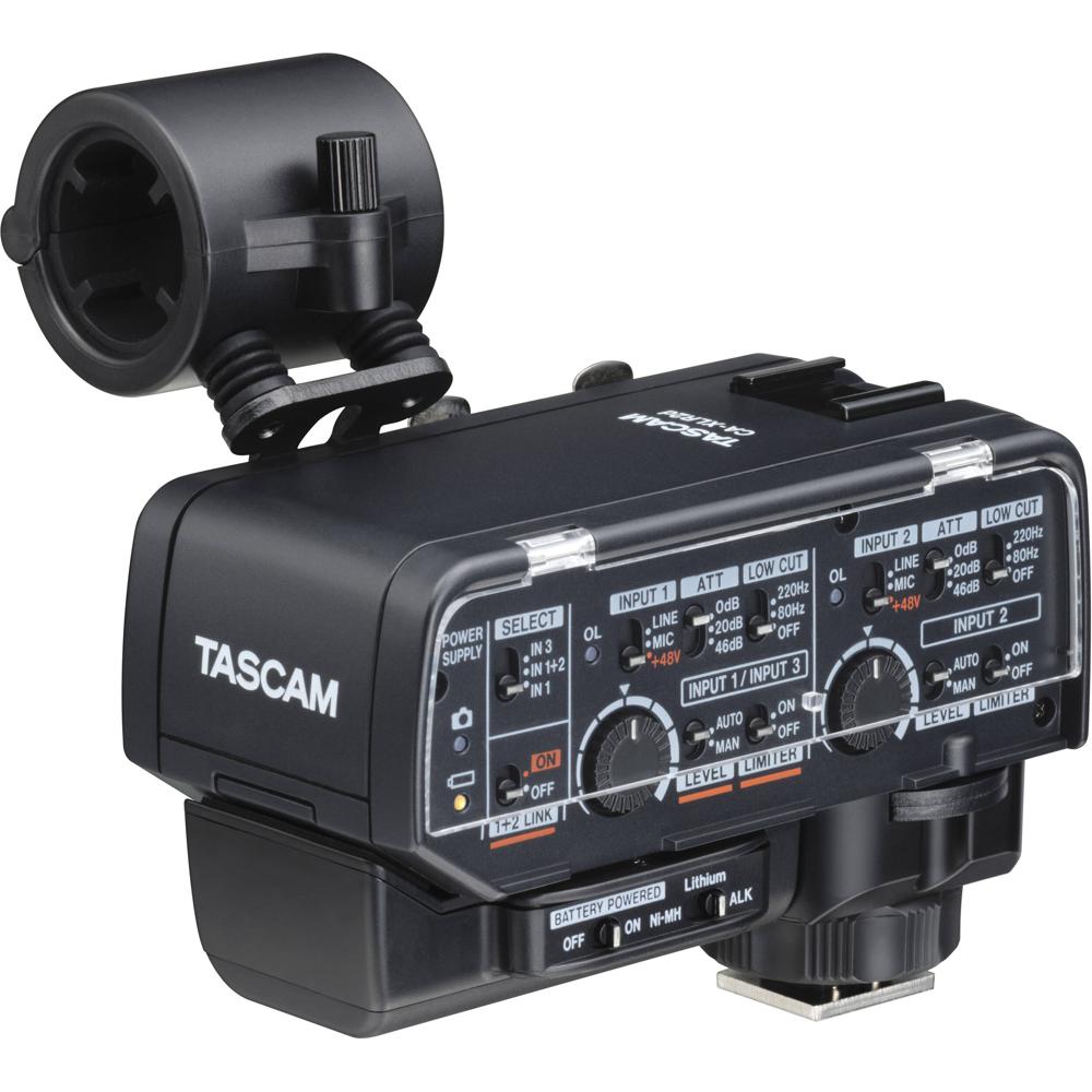 TASCAM CA-XLR2d-AN Adaptador de Micrófono XLR para Cámaras con Conexión de 3.5mm, Pream