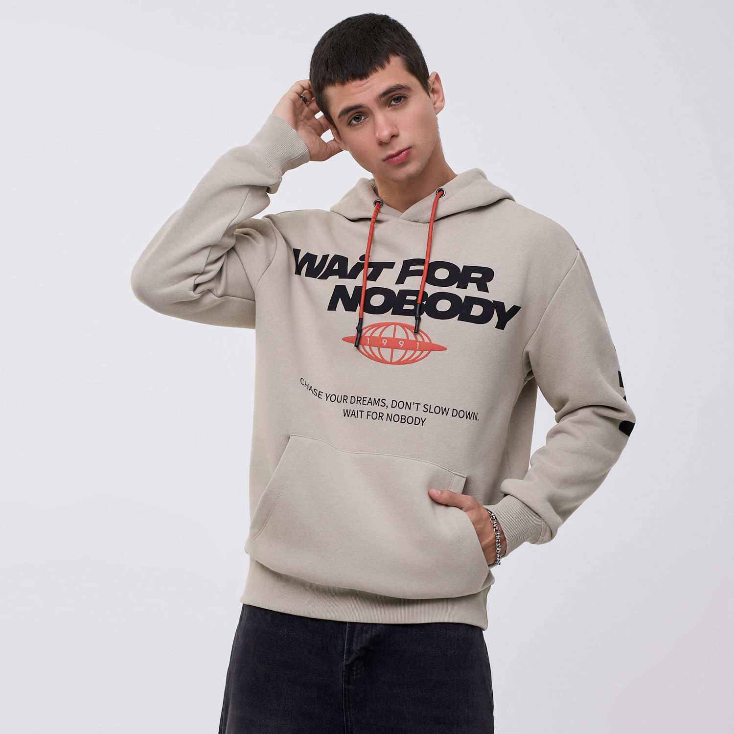 Polera Con Capucha Hombre Frase Hypnotic