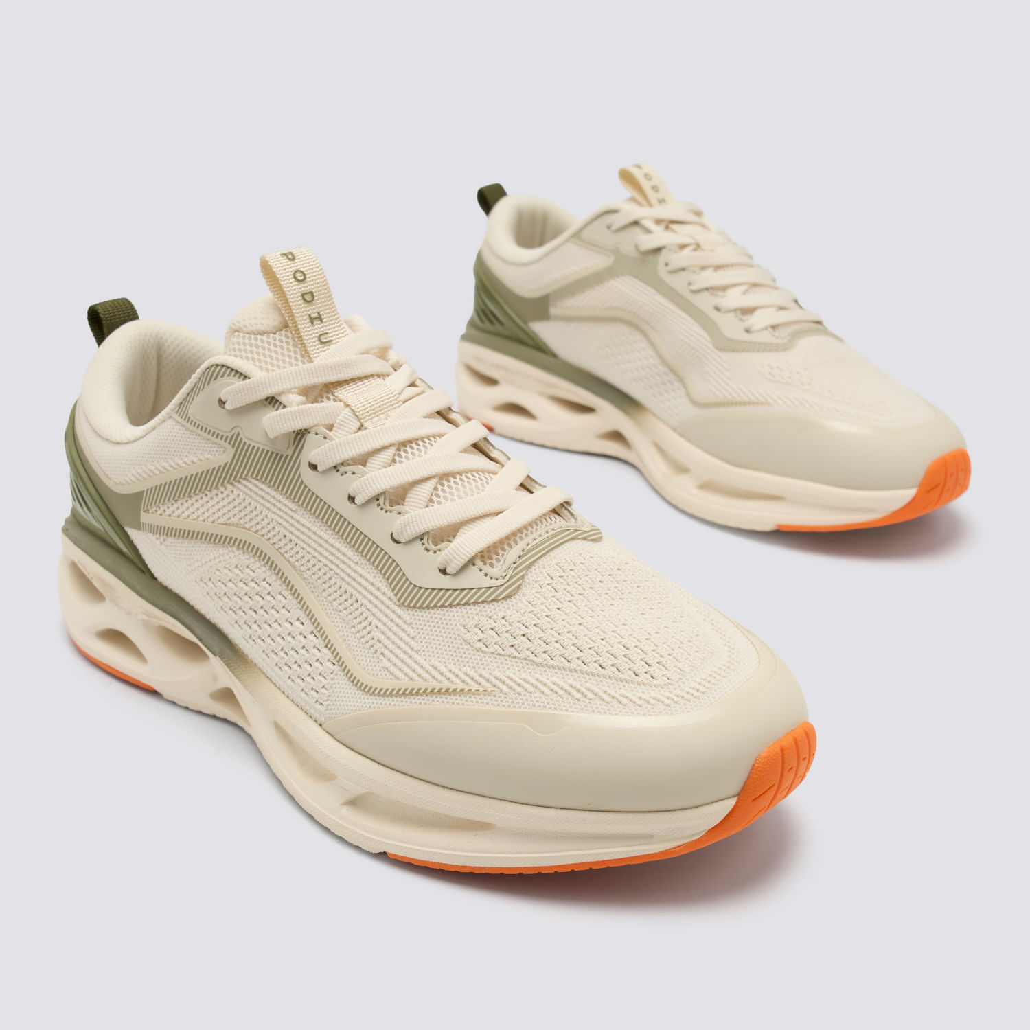 Zapatillas Cross Training Beige Hombre Podium Au52830m