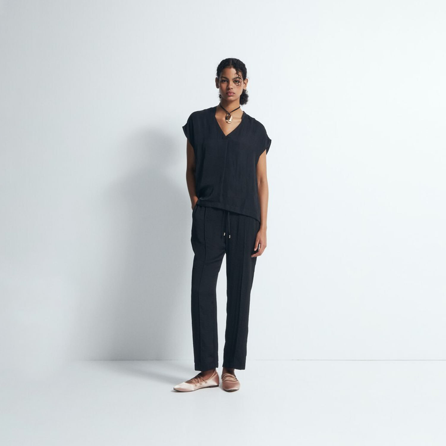 Pantalon Mujer Sfera Fluido Liso Cremal. Mx Negro S