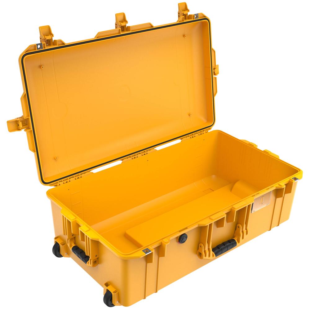 Pelican 1615 Air Case Amarillo - Estuche Liviano, Impermeable y Personalizable, Interior d