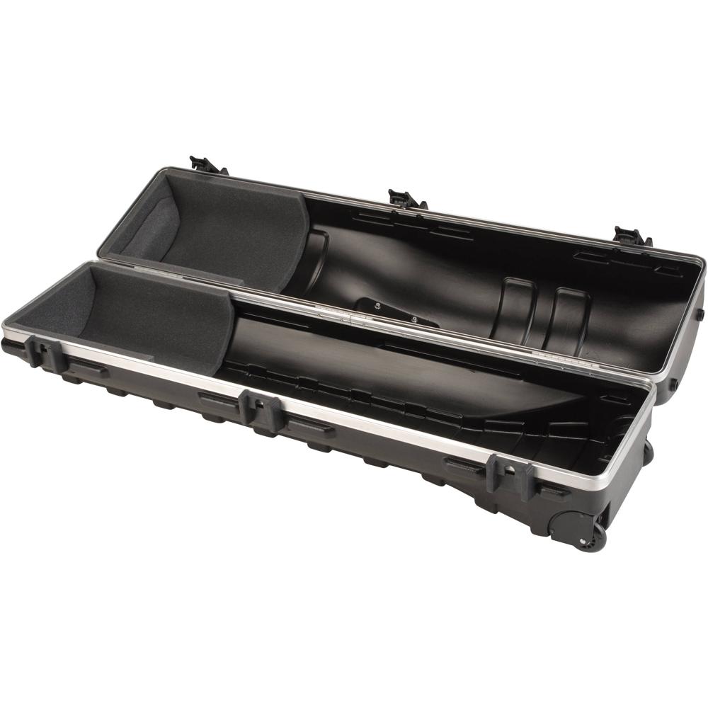 SKB Funda de Viaje para Golf Deluxe Standard ATA 50.2" - Negra, Ruedas, Sistema de Bloqueo