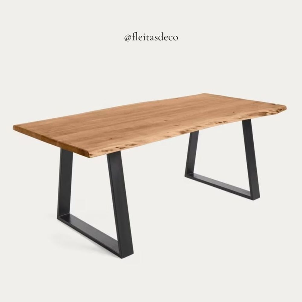 MESA DE COMEDOR LISA Marrón