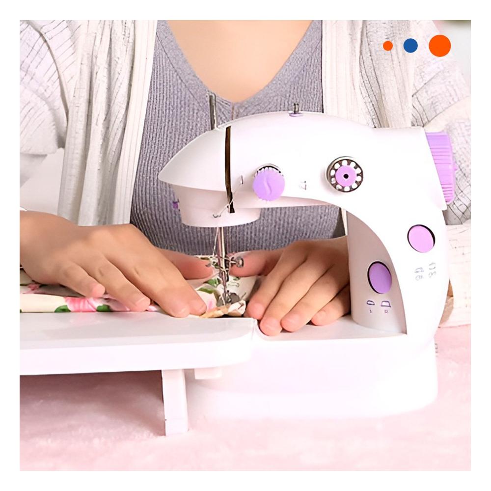 Maquina de Coser Portatil con Mesa Blanco Detalles Morados Funcionales Y Notas