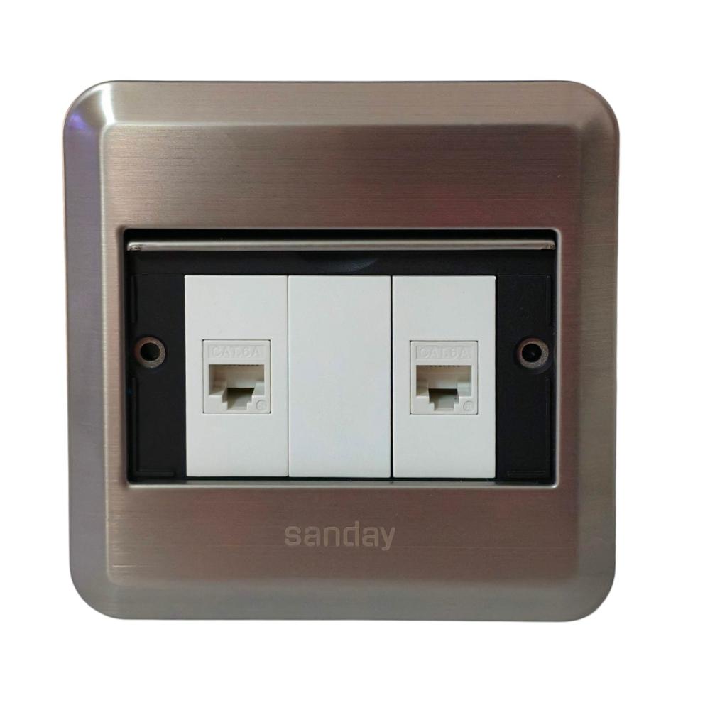 TOMA PARA PISO METALICA DOBLE TOMA DATOS RJ45 CAT 6 PLACA PLATA Y MODULOS BLANCOS SANDAY