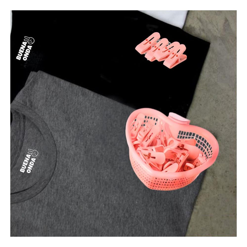 Organizador Rosado Claro en Forma de Corazon para Guardar Ganchos de Ropa Y Notas