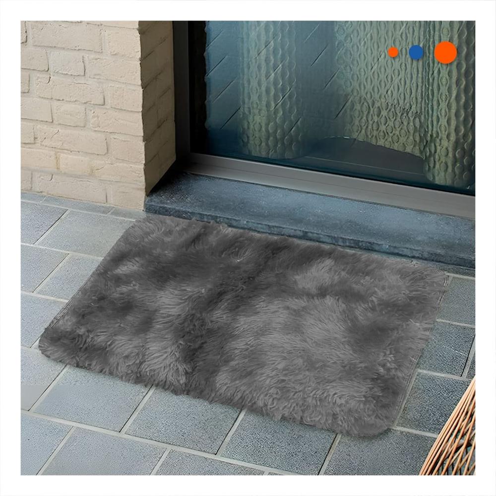 Alfombra Negro y Plomo Rectangular con Dimensiones 40x60cm y Textura Peluche Y Papel Regalo