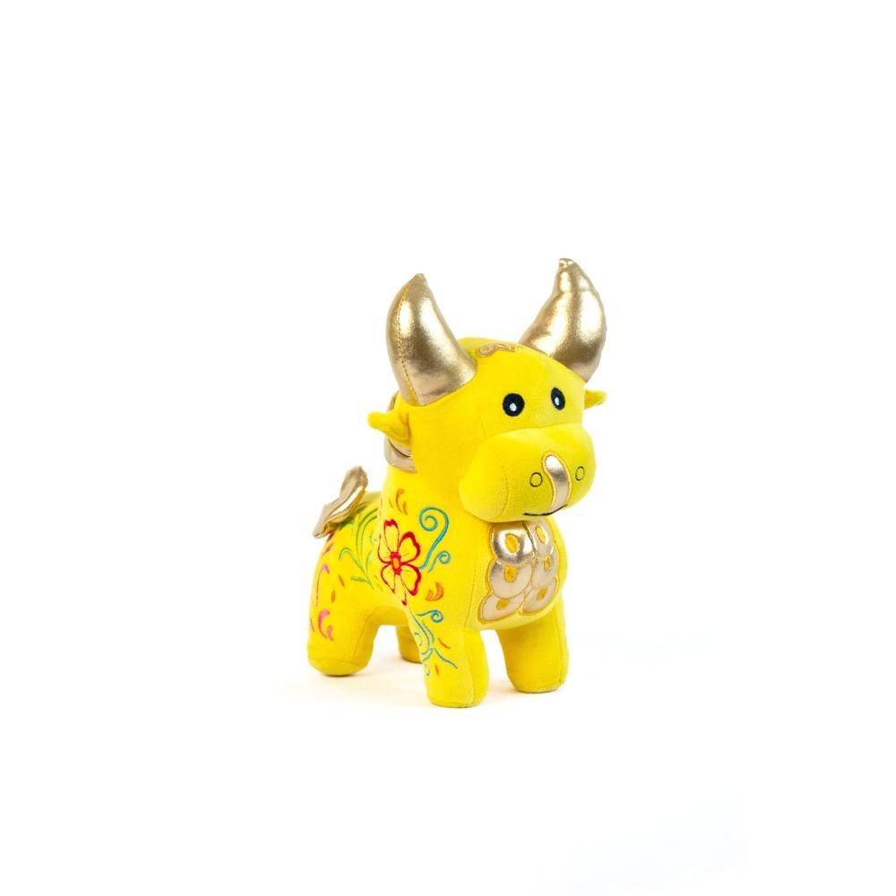Torito de Pucará Amarillo con Caja de Retablo Ayacuchano