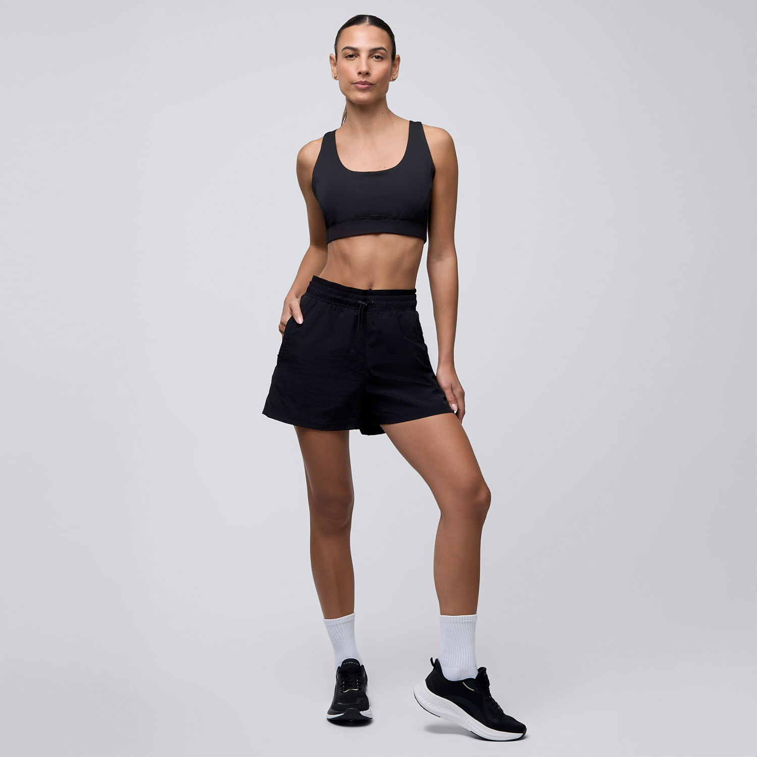 Short Deportivo Mujer Earth Podium Negro S