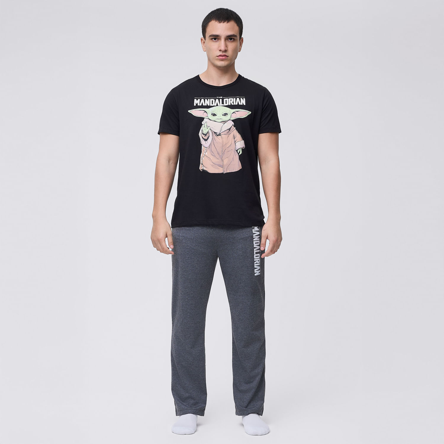 Pijama Hombre Polo Manga Corta + Pantalón Mandalorian Hypnotic Negro Talla S
