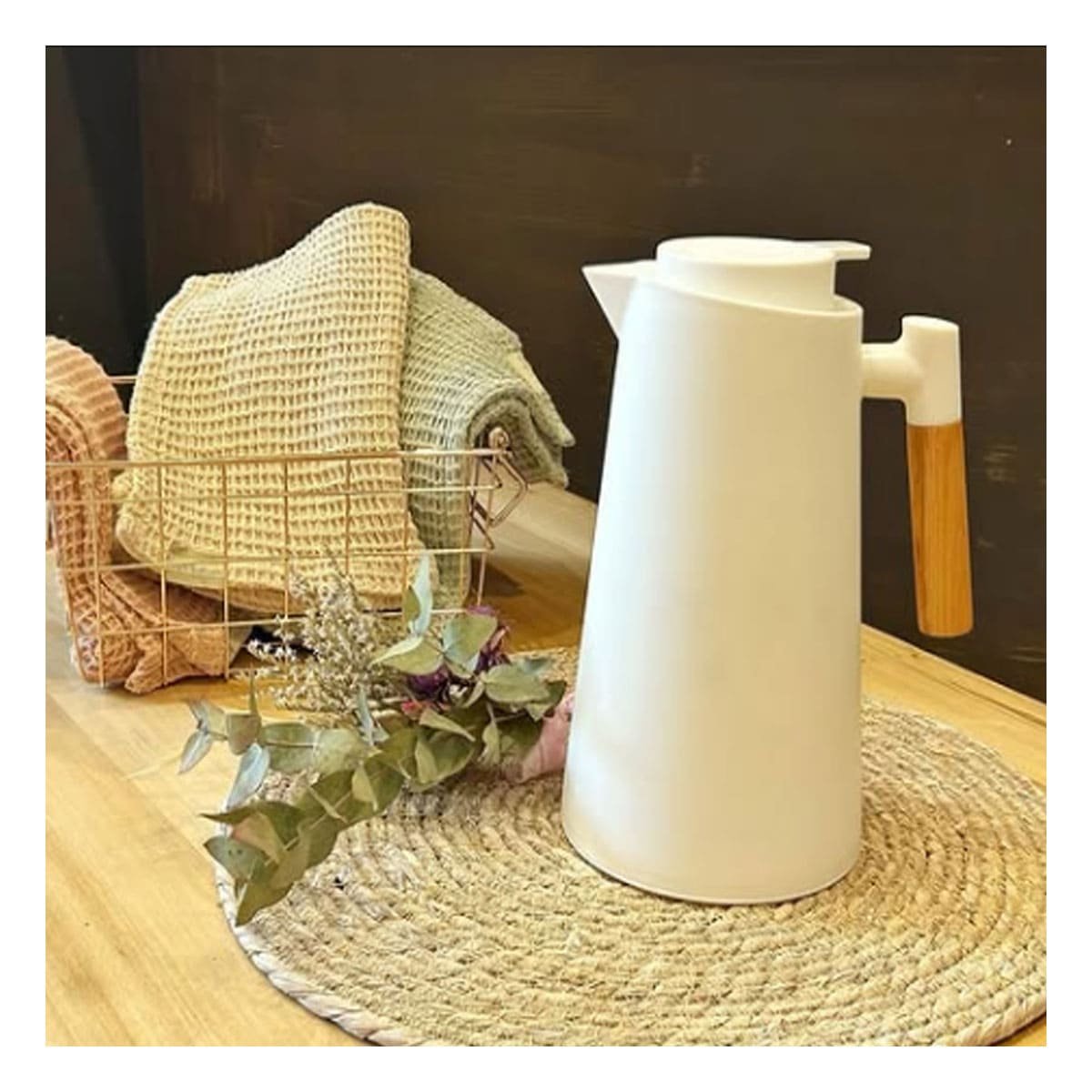 Jarra Termo 1L Color Blanco con Mango de Madera para Hogar y Cocina