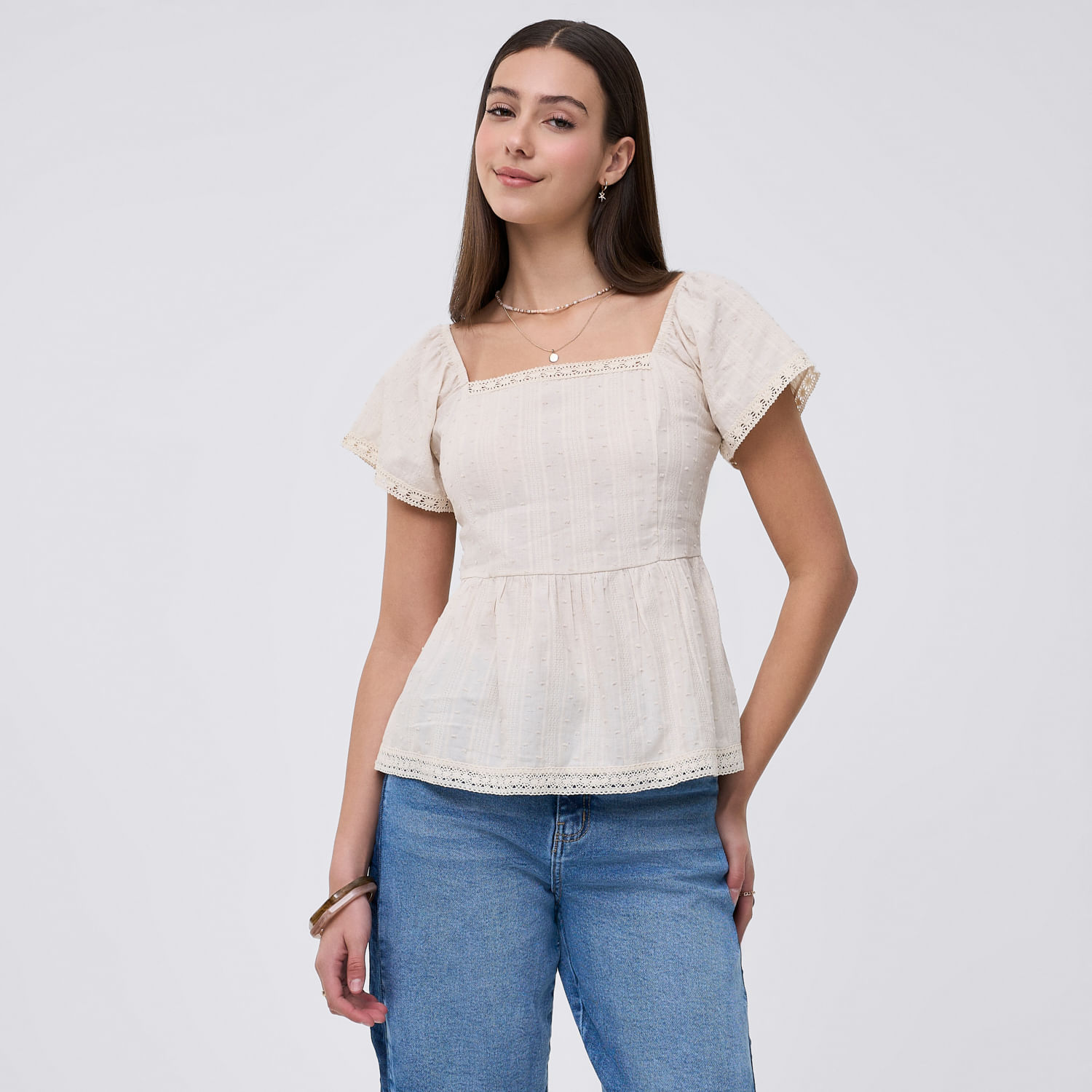 Blusa Mujer Encaje Amc Manga Corta Hueso S