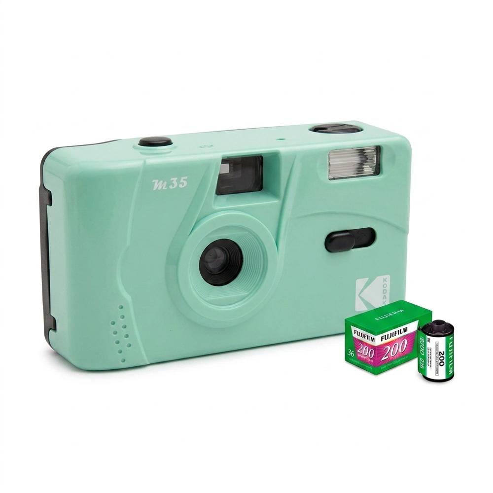 Cámara análoga KODAK M35 Mint Green y Rollo 200 FUJIFILM 135-36 200 ASA DX