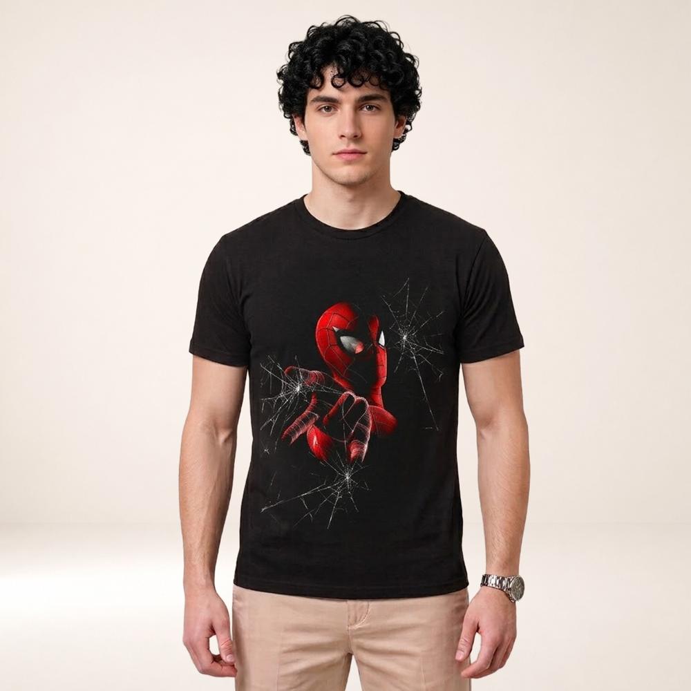 Polo Estampado Spiderman con Diseño Urbano Color Negro Talla L