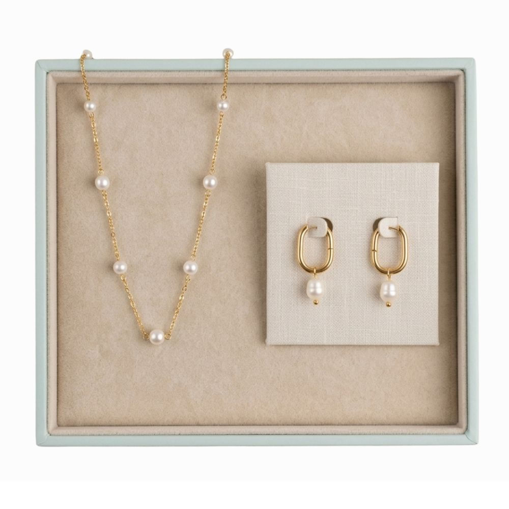Pack Aretes y Collar de Perlas