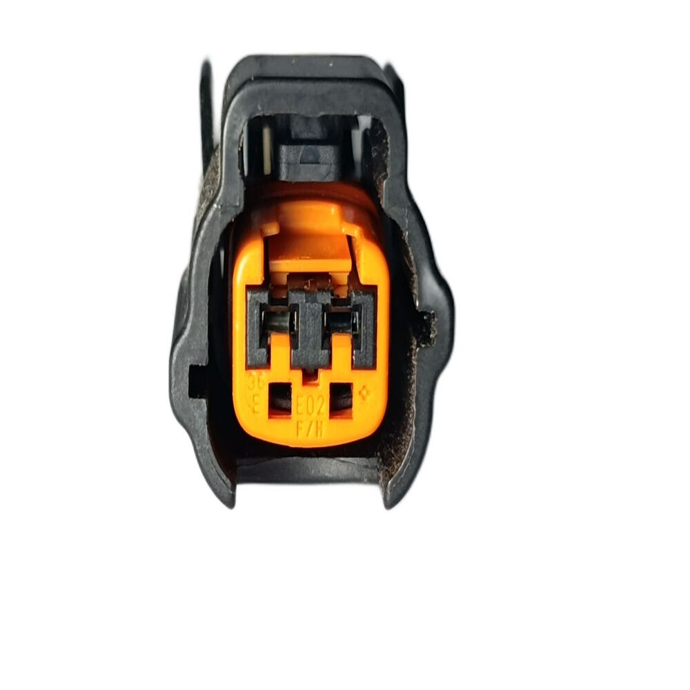 Conector  de 2 pines  para inyector  automotriz  Nissan