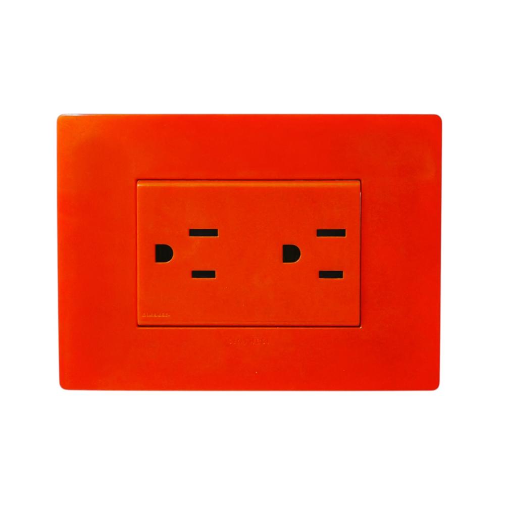 TOMACORRIENTE DUPLEX AMERICANO CON TIERRA S33 PLAC