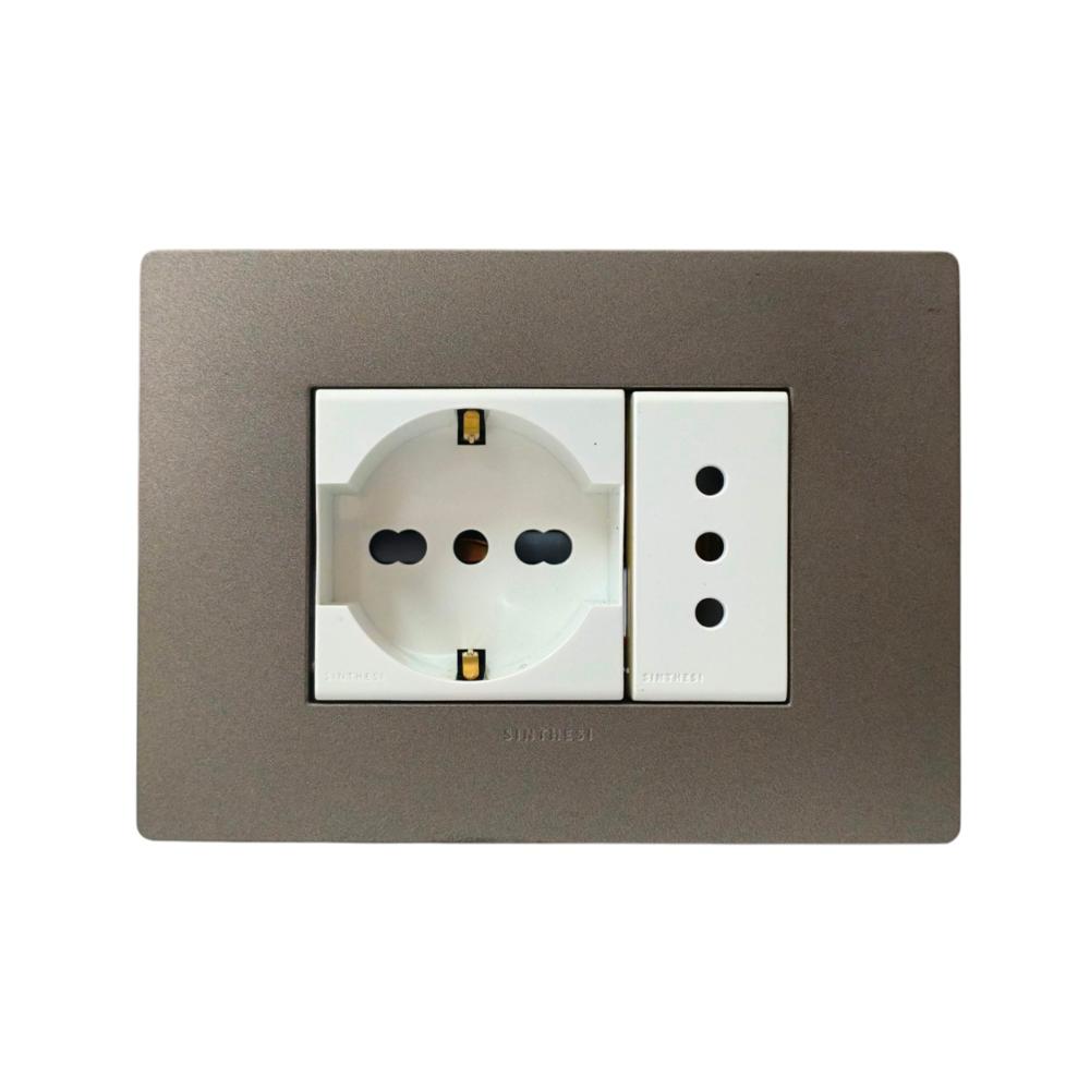 TOMACORRIENTE DOBLE 1 SCHUKO Y 1 3 EN LINEA S33 PL