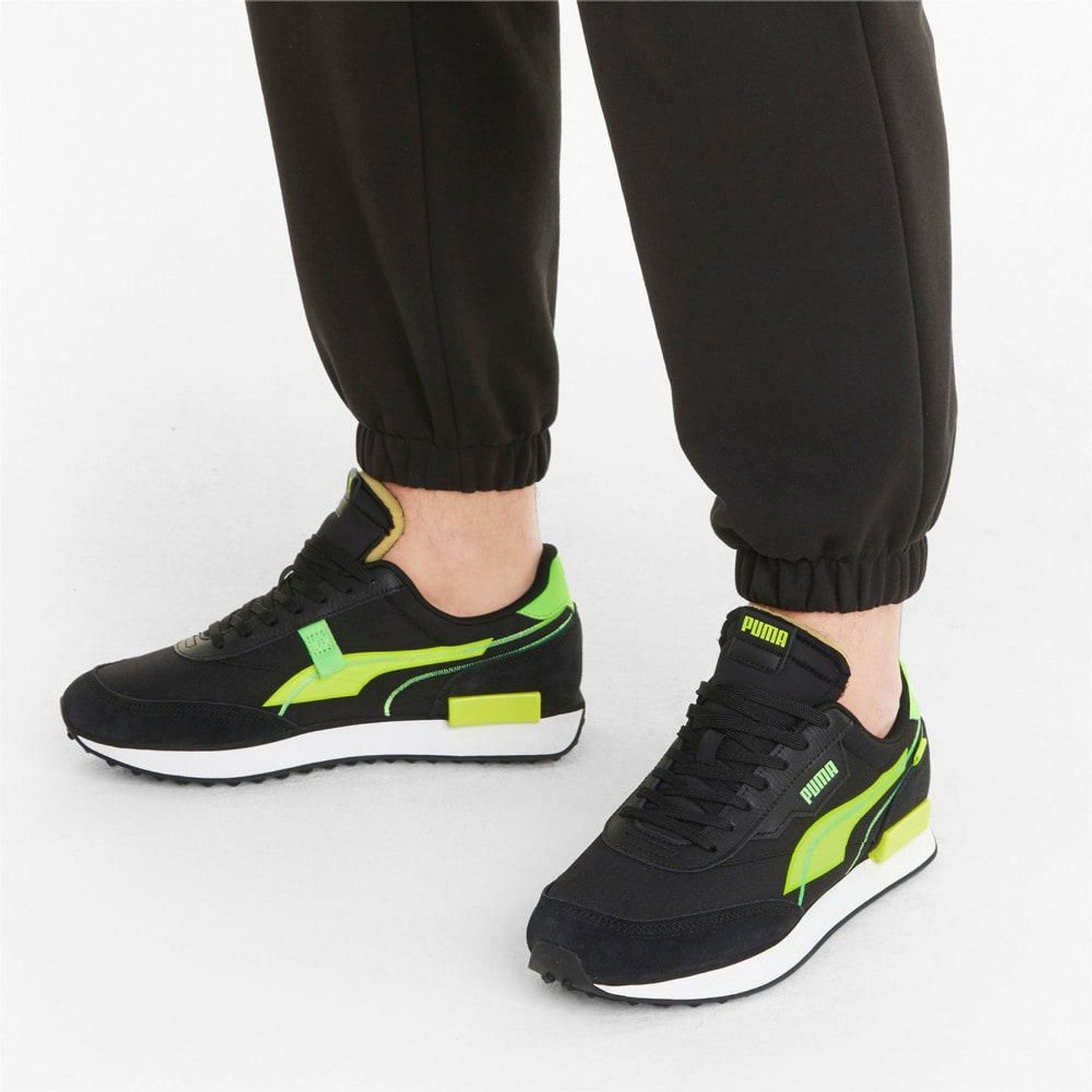 puma two fold