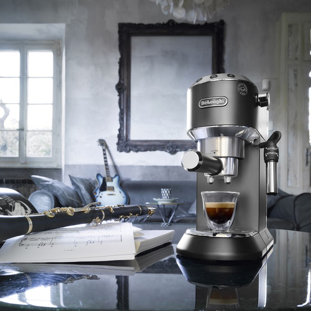 Cafetera Dedica Delonghi Ec685.Bk 2 Tazas Roja | Oechsle - Oechsle