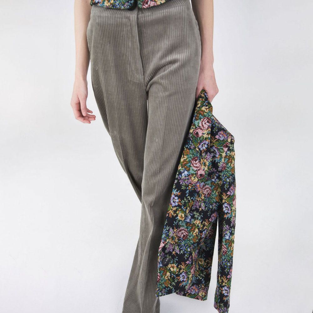 Pantalón Sfera Mujer Pana Verde | Oechsle.pe - Oechsle
