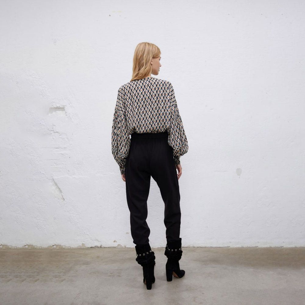 Pantalón Sfera Mujer Cortes Negro | Oechsle.pe - Oechsle