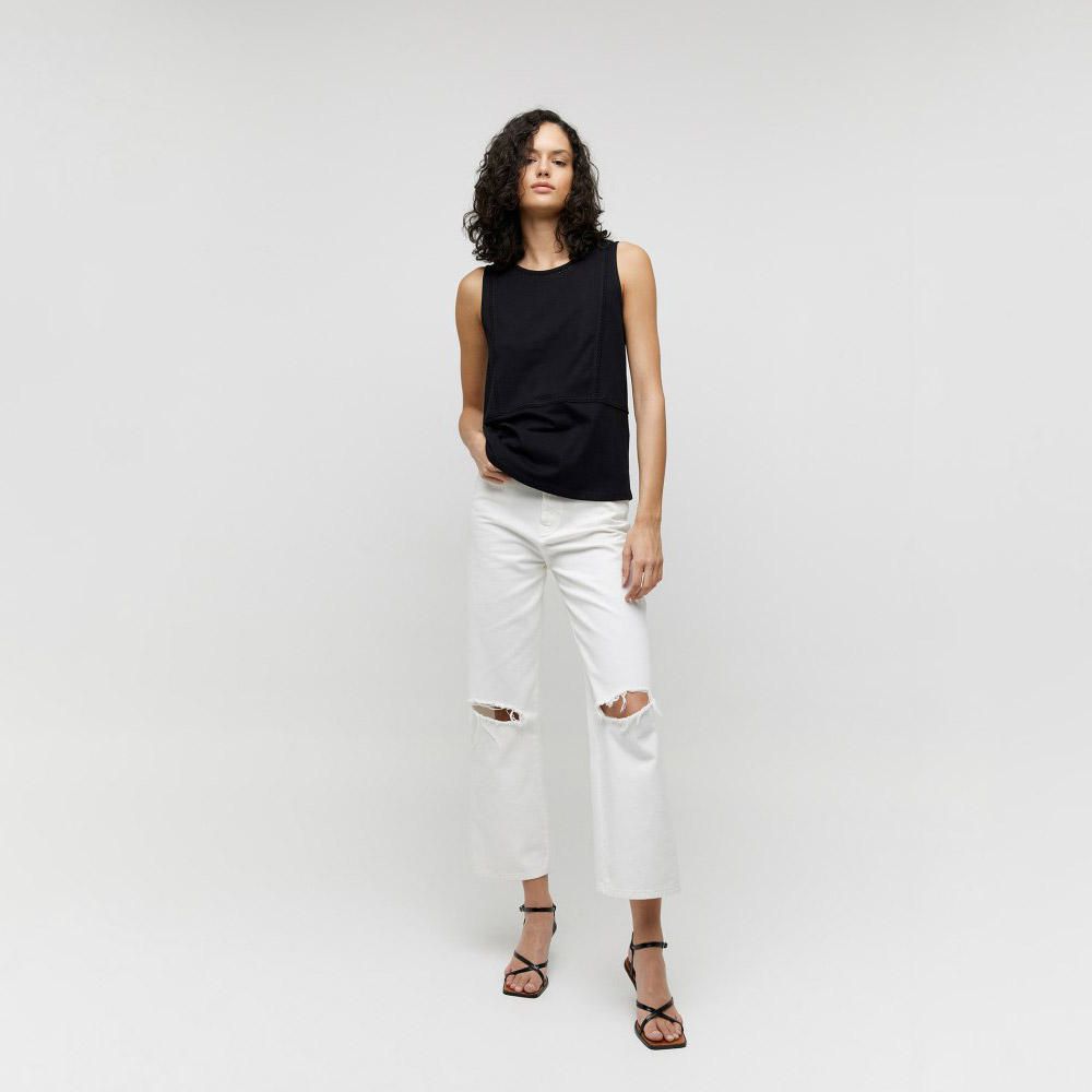 Polo Sfera Mujer Bolitas Adorno Negro | Oechsle.pe - Oechsle