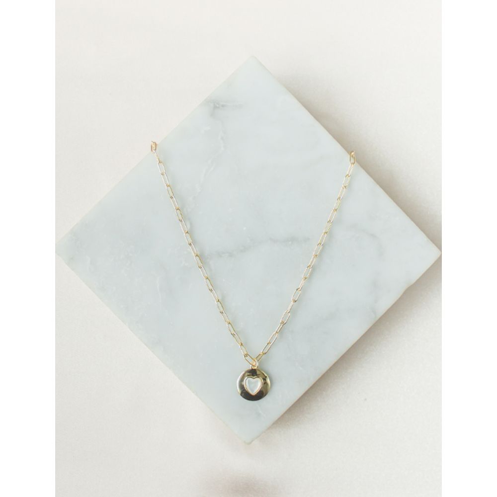 Collar Círculo Corazón Nacar Gold
