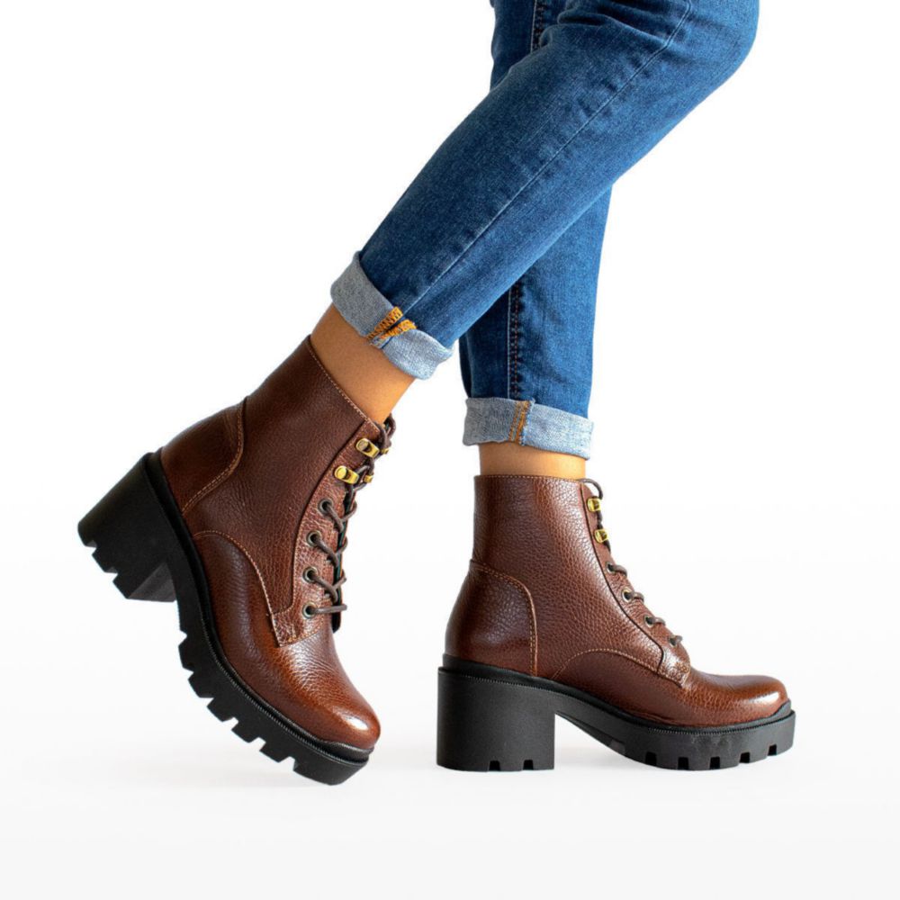 Clarks Taylor Shine Cuero Marrón Tostado | Botines Mujer \u003e Atdikbud Tokyo