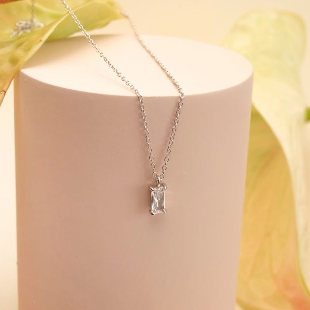 Collar Adria Buba Blanco Plata