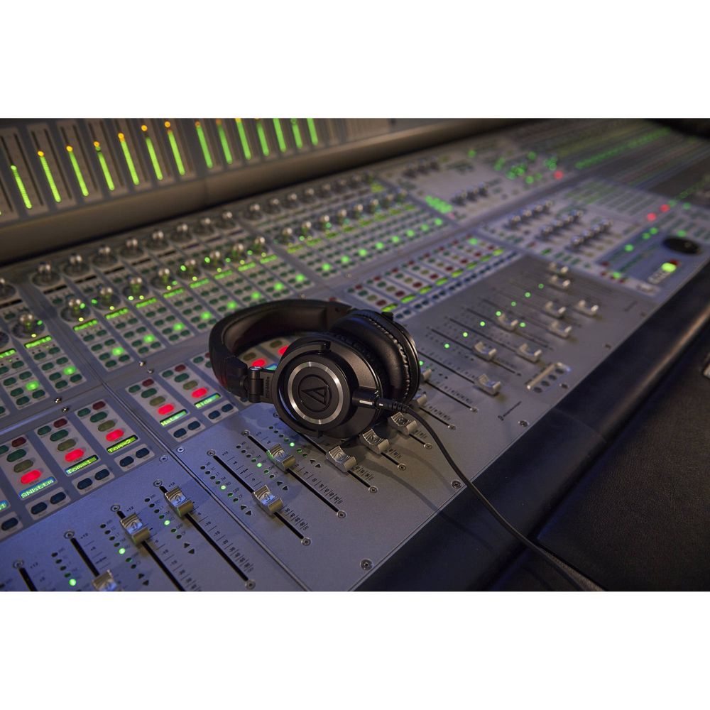 Kit de monitor de Audio-Technica ATH-M50X con auriculares ATH-M20X